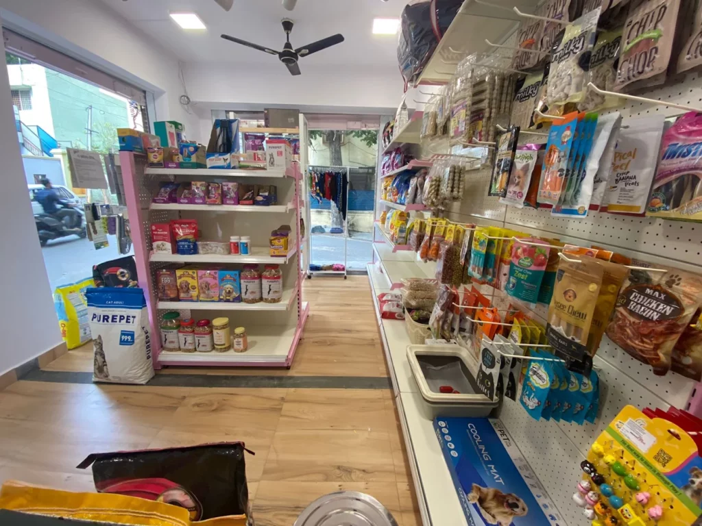 Pans Petville Pet Store (Jayanagar) Veterinary Clinic in Byrasandra, Bengaluru — Facility Photo 4