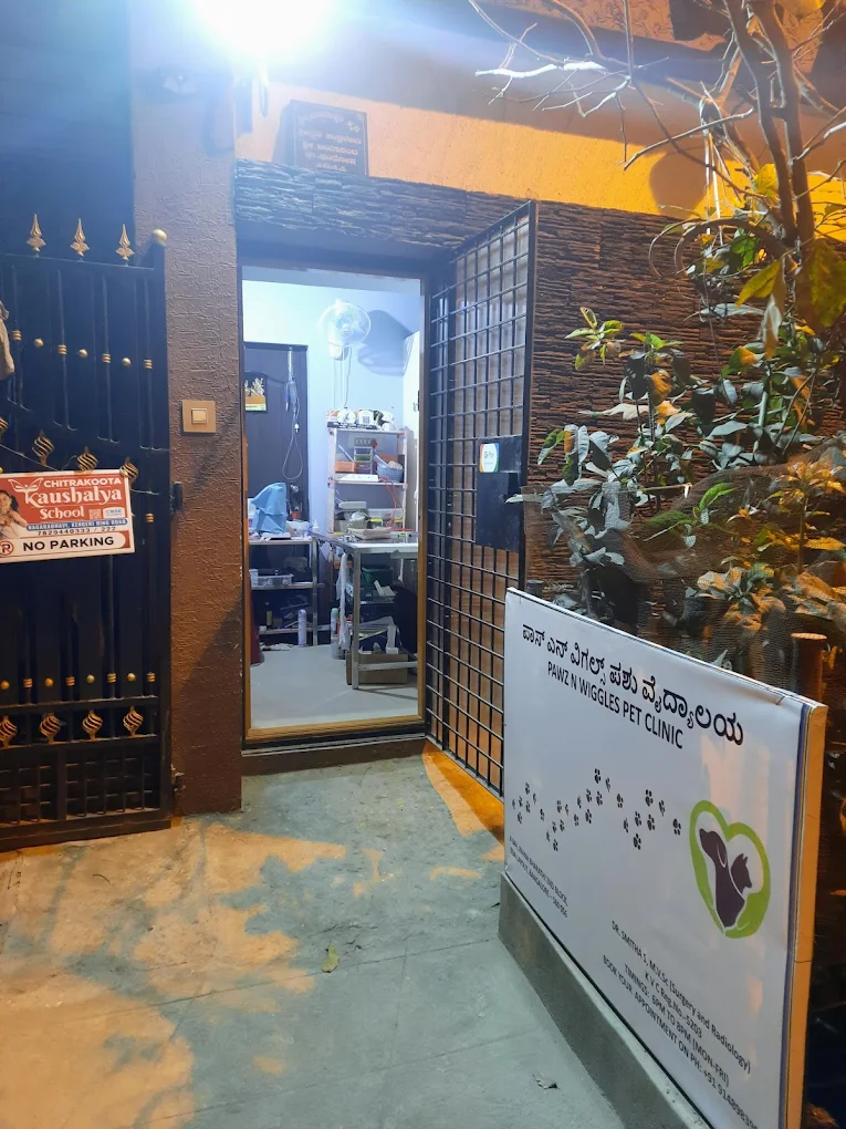 Pawz N Wiggles Pet Clinic and Pet Shop - Pet Clinic in Jnana Ganga Nagar, Bengaluru