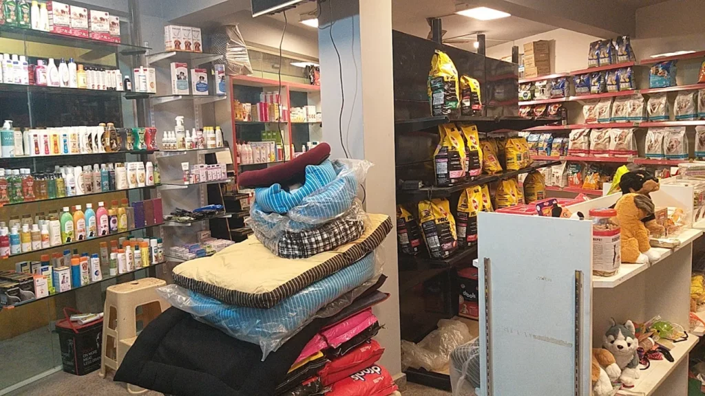 Pets Land Shop & Clinic, Horamavu Veterinary Clinic in Horamavu, Bengaluru — Facility Photo 2