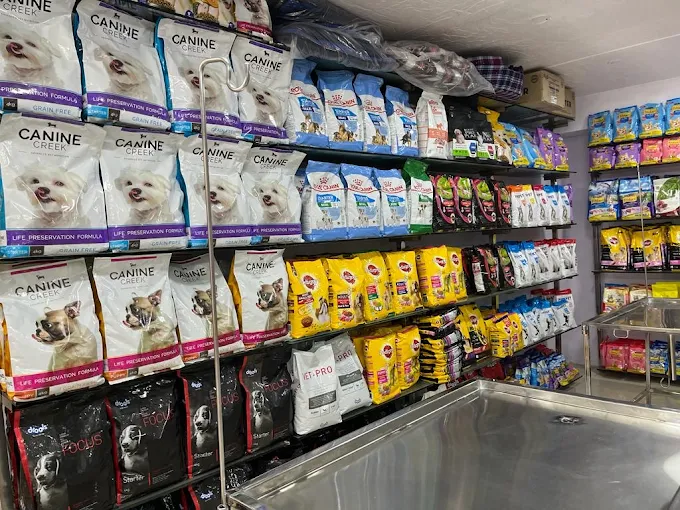 Paws and Claws Pet Clinic And Shoppe, Basaveshwar Nagar Veterinary Clinic in Basaveshwar Nagar, Bengaluru — Facility Photo 3