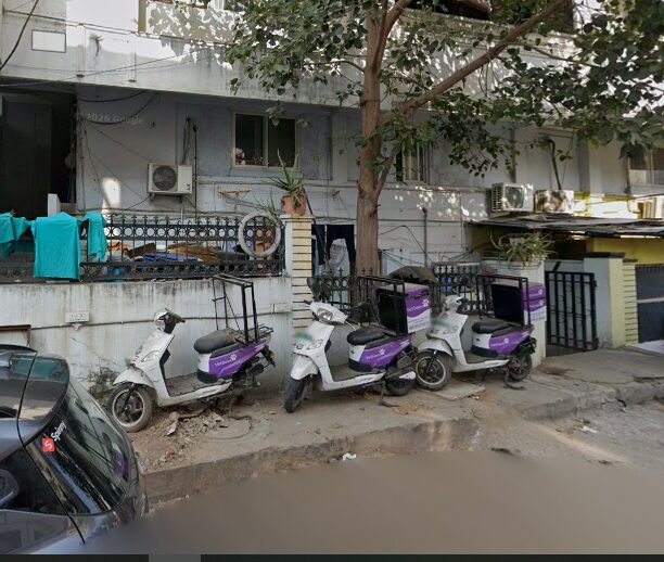 Vetbees, Delivering Pet Treatment At Doorstep - Pet Clinic in Film Nagar, Hyderabad