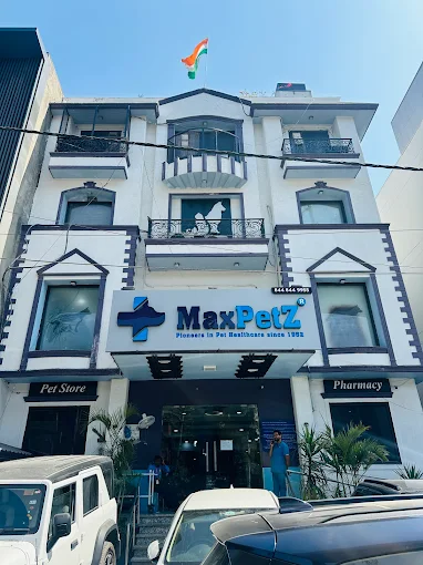 MaxPetZ Animal Hospital, East of kailash - Pet Clinic in East of Kailash, Delhi